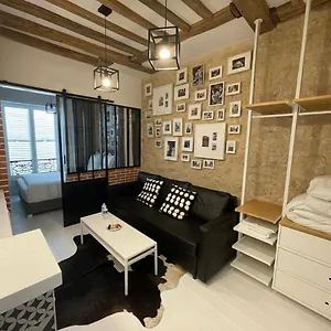 https://appartement-aix-neuf-tout-quip.fr-paris.fr