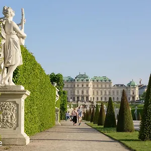 https://cozy-favoriten-by-welcome2.vienna-besthotels.com